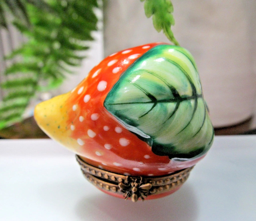 Limoges France Peint Main Juicy Strawberry trinket box with Brass hinges