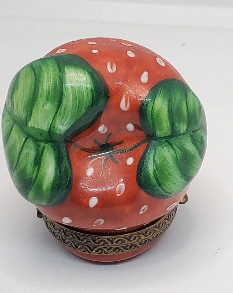 Limoges France Peint Main Juicy Strawberry trinket box with Brass hinges