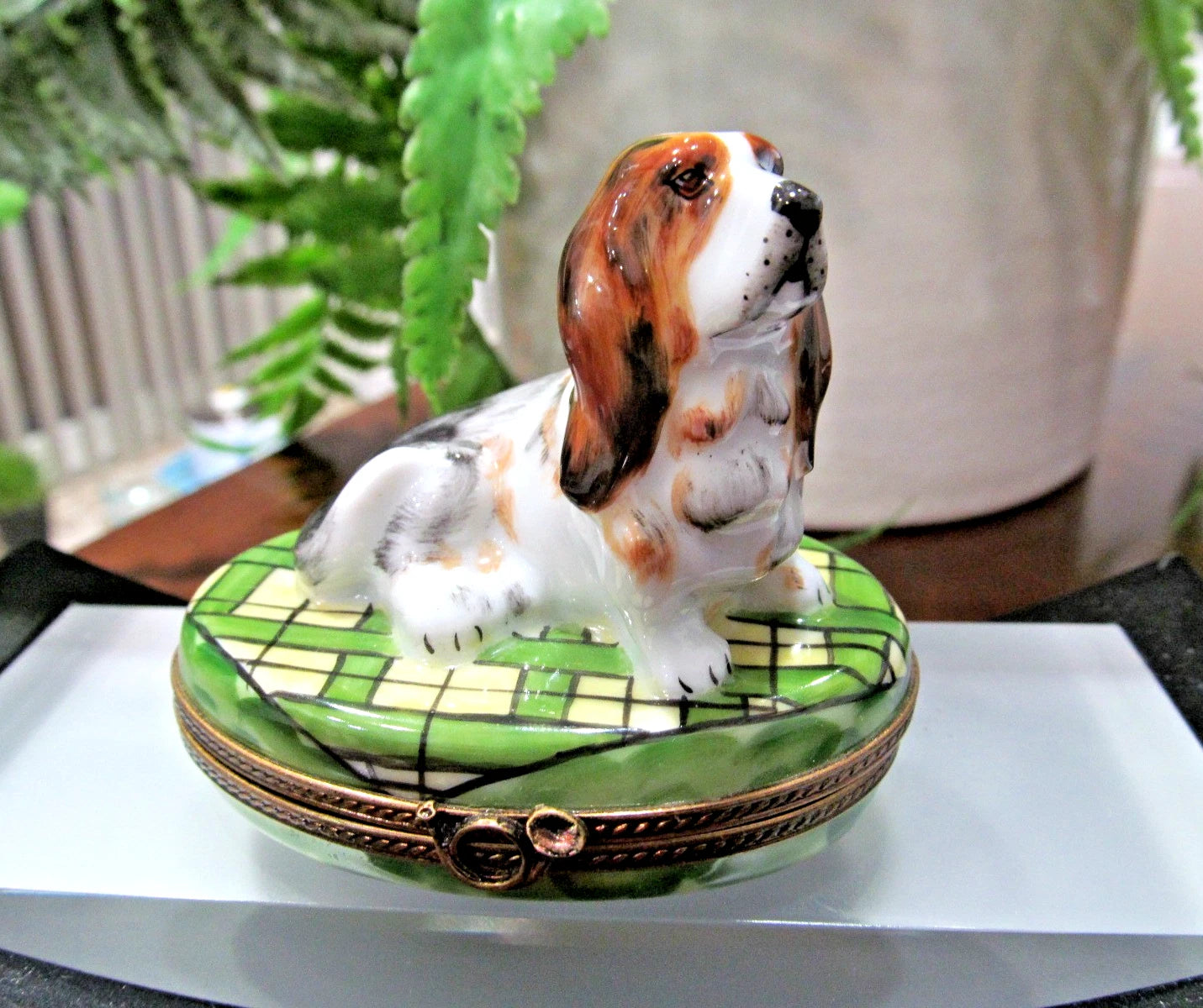 Limoges France Peint Main Bassett hound dog trinket box Jewelry holder