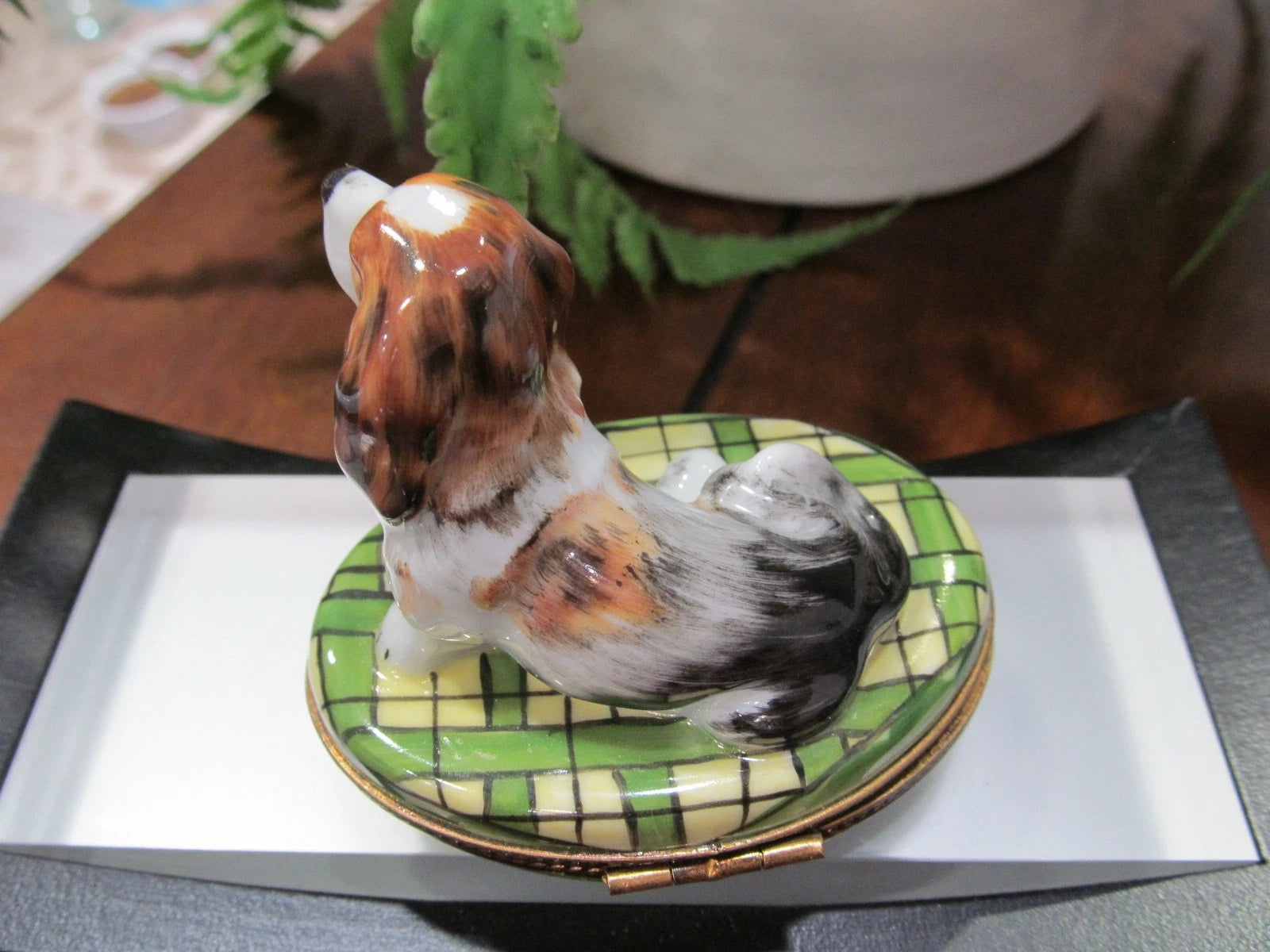 Limoges France Peint Main Bassett hound dog trinket box Jewelry holder