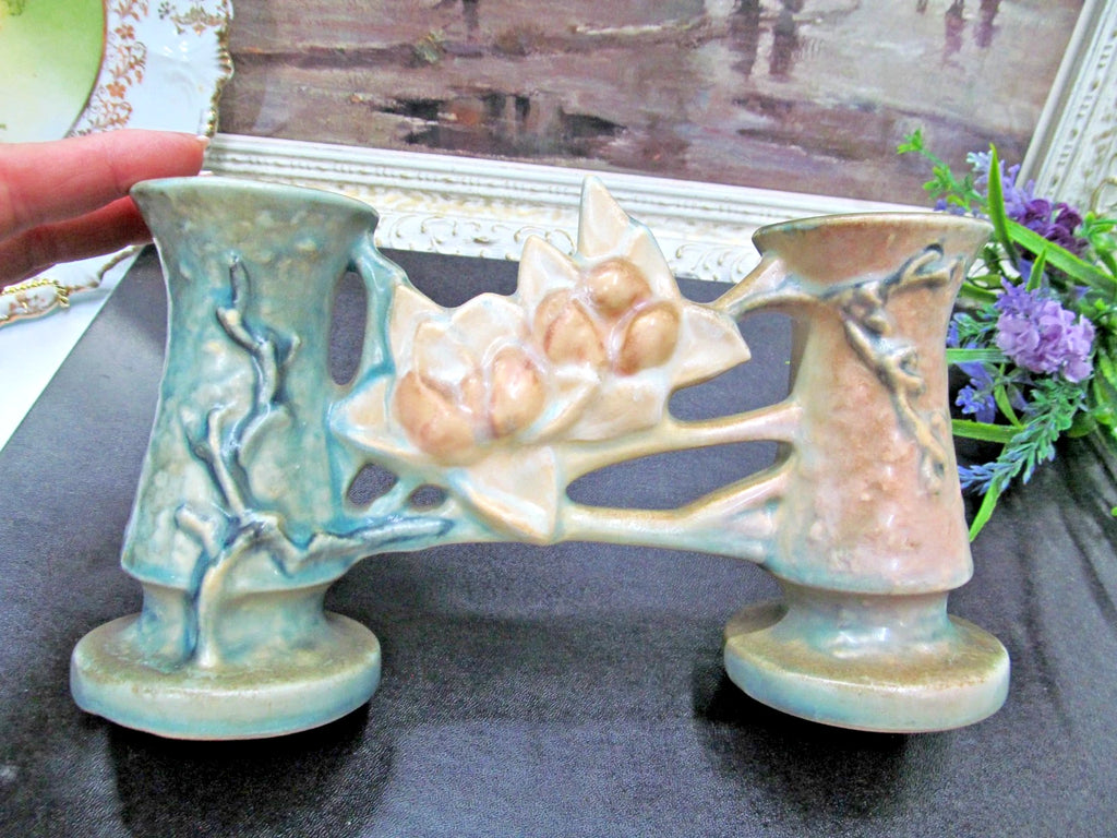 ROSEVILLE BLUE MAGNOLIA Double Vase #186 pottery USA