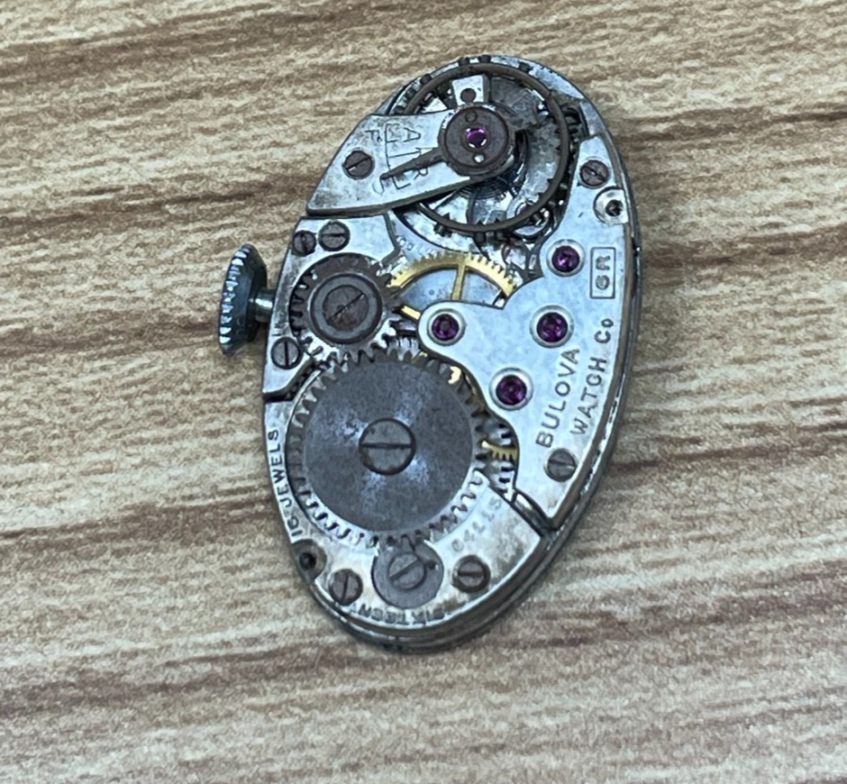 Bulova 15 jewel manual wind movement